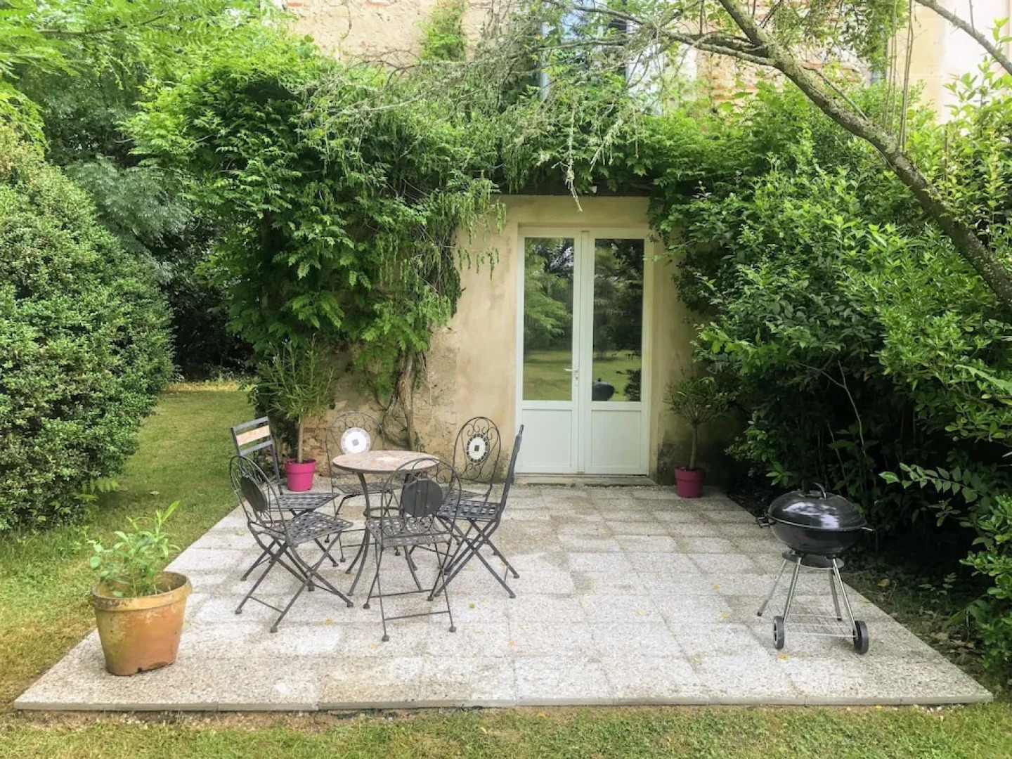 Château De Grenier Apartment