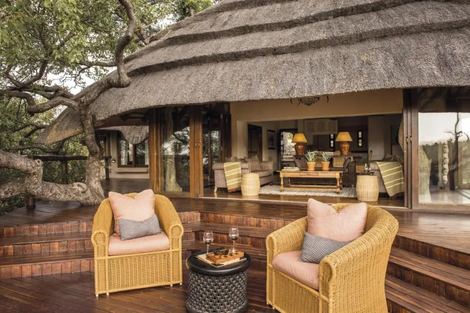 Tuningi Safari Lodge