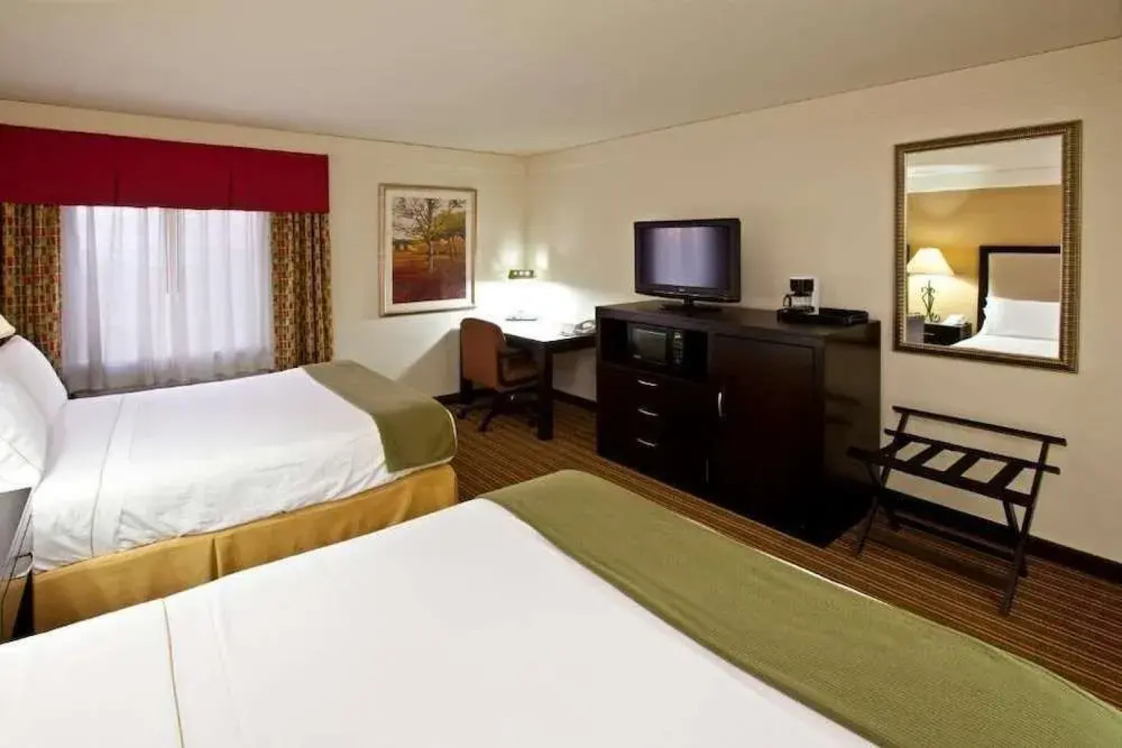 Holiday Inn Express Litchfield