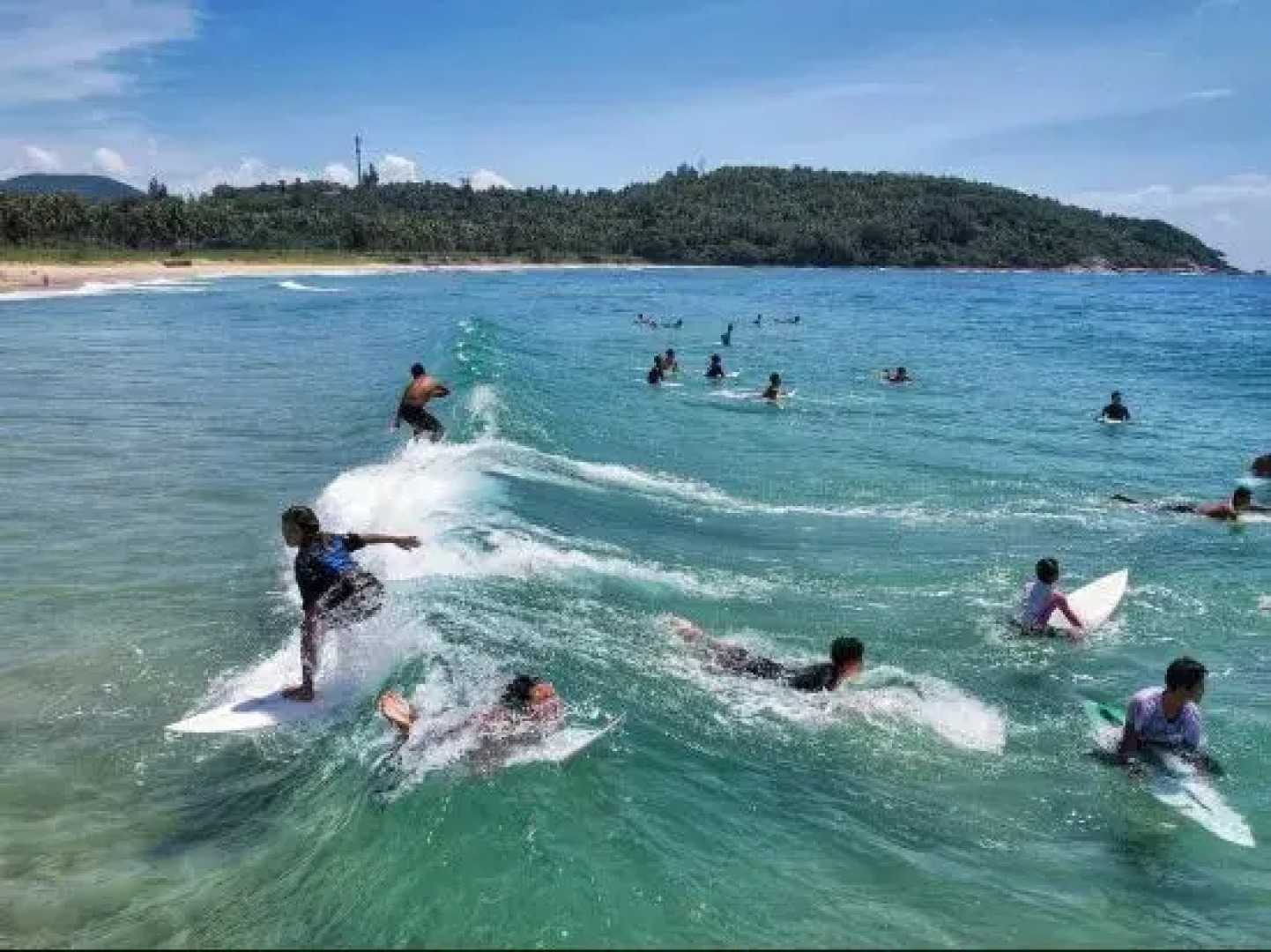 Yixuan Anlai S Hotel (Ding'an Bus Station)