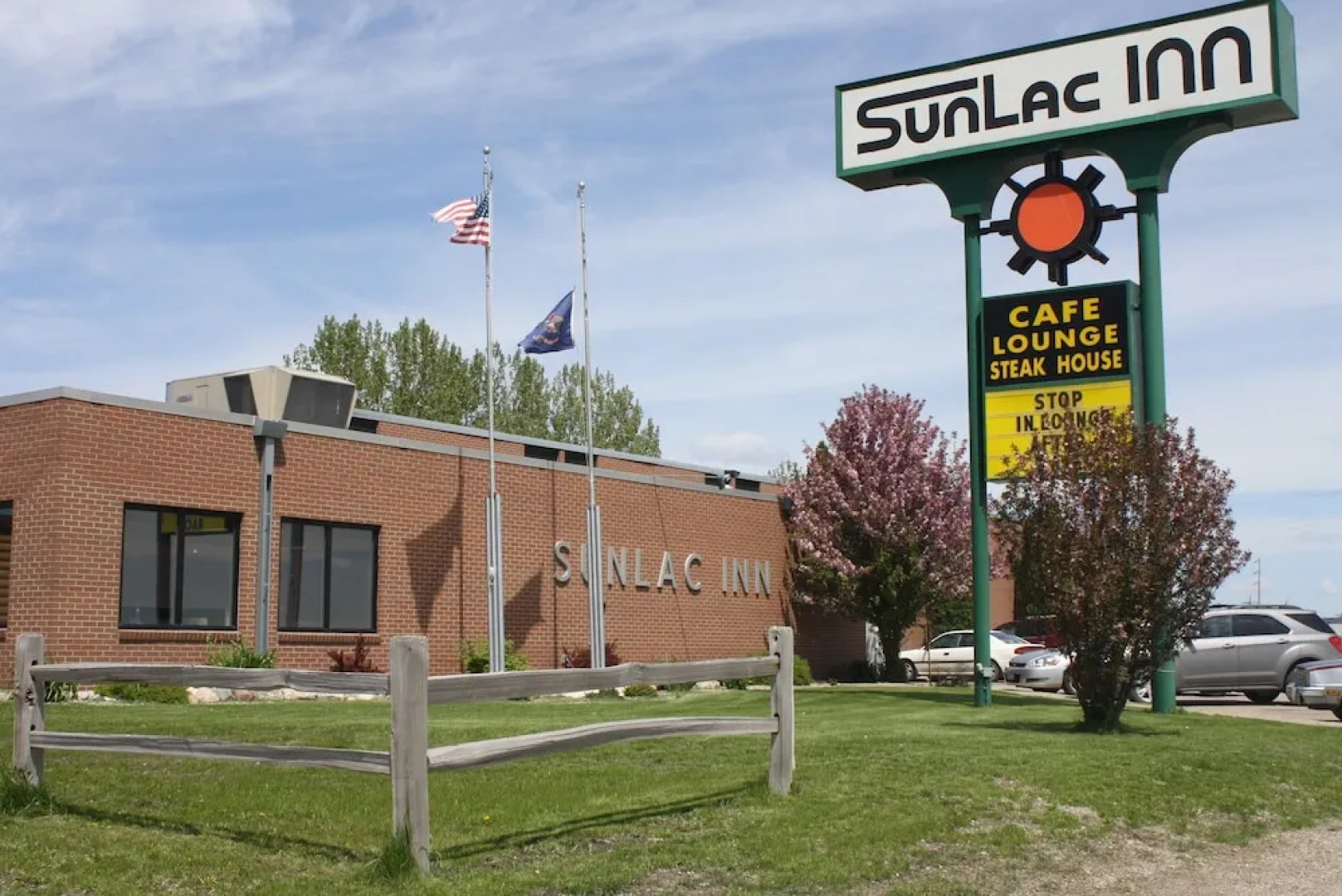 Sunlac Inn
