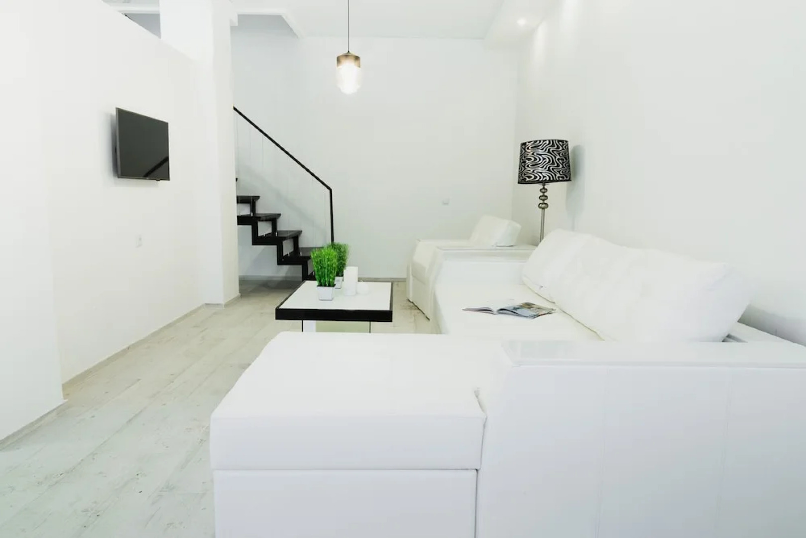 Коттедж White Villas