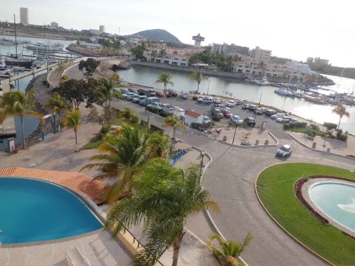 Condo Punta M  by Villas HK28