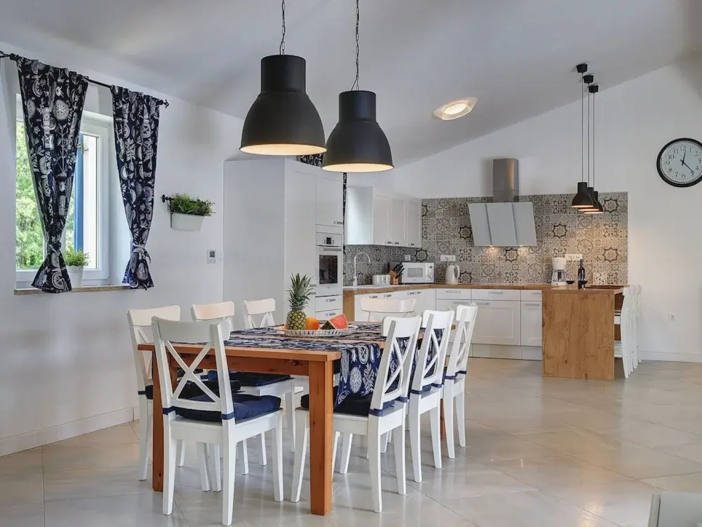 Comfortable Villa With Private Swimming Pool, Table Football, Near Labin