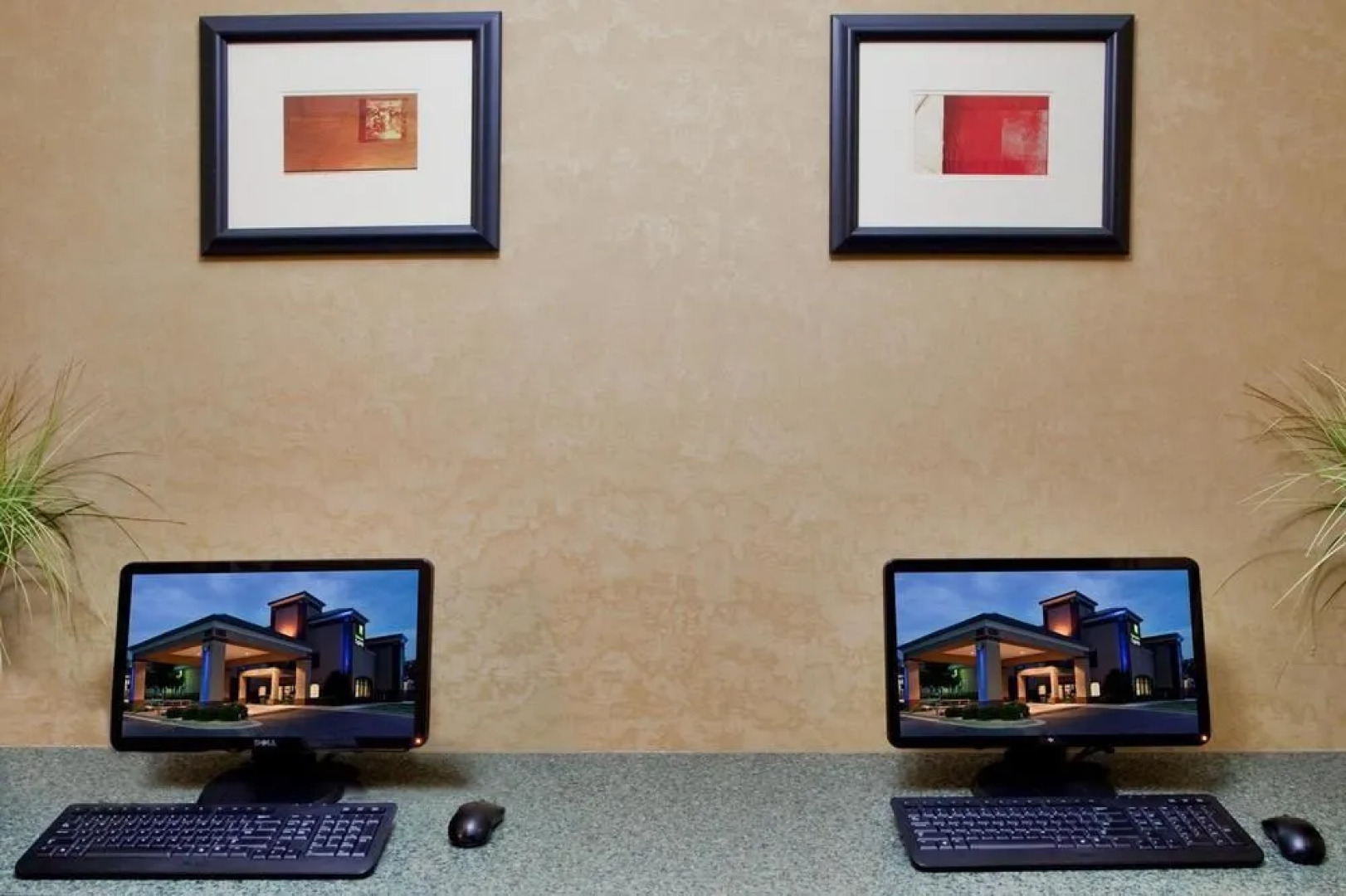 Holiday Inn Express South Boston