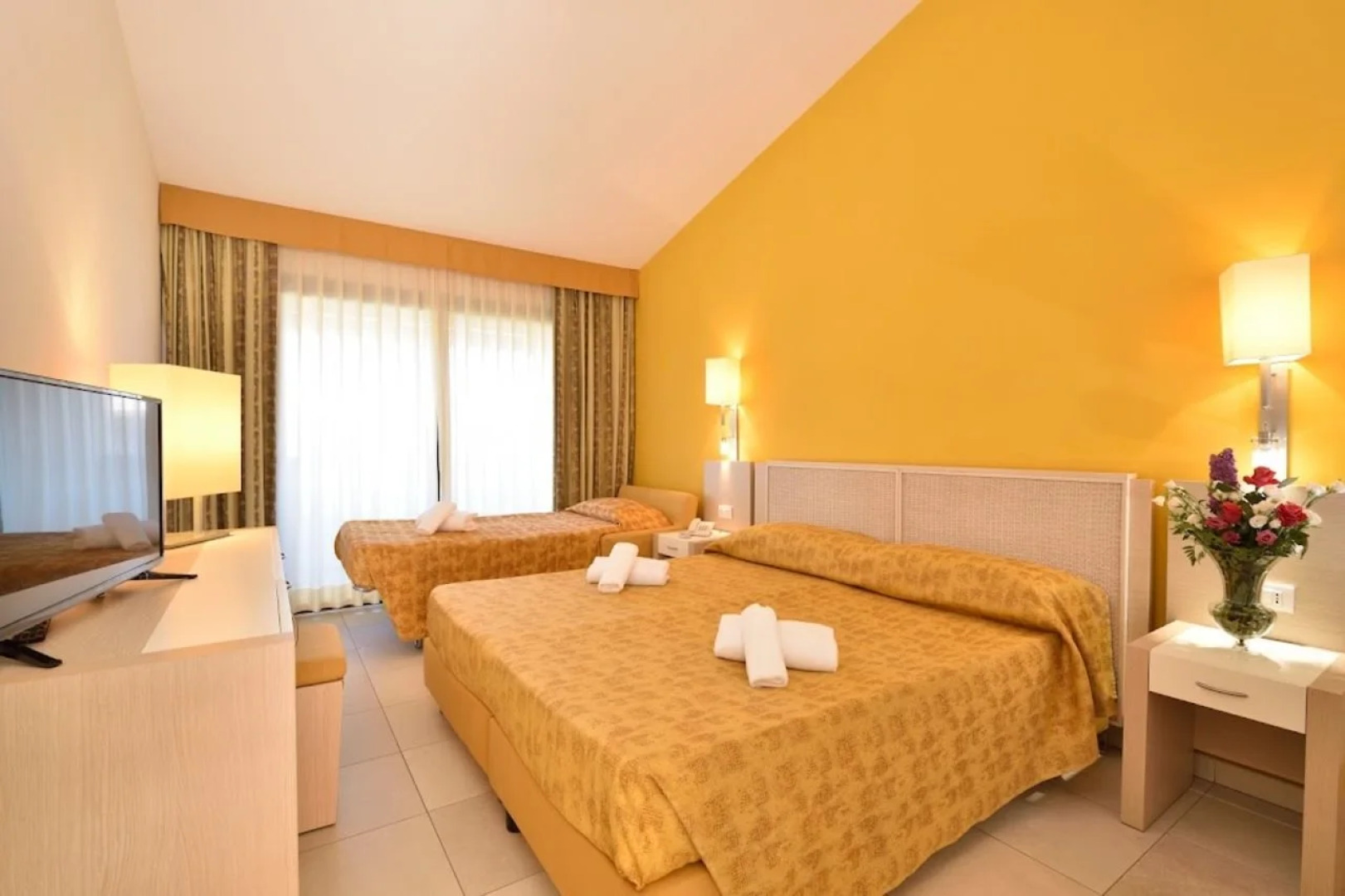 Futura Club Baja Bianca