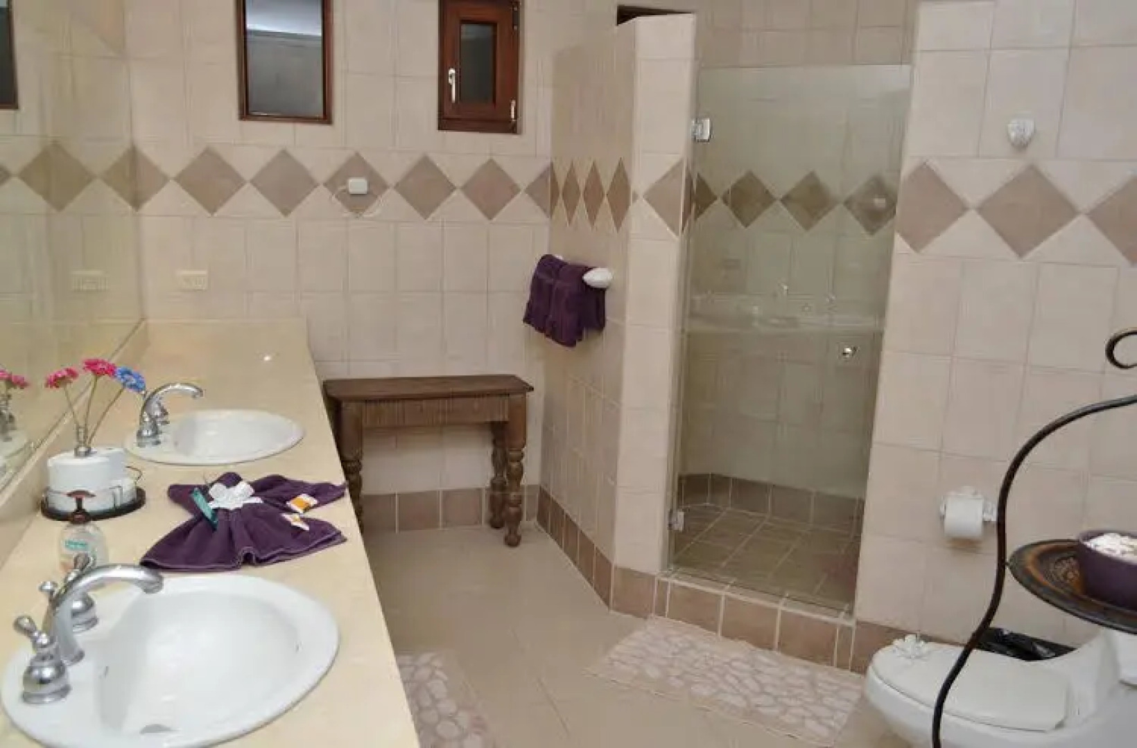 Private beach path, pool view- M03