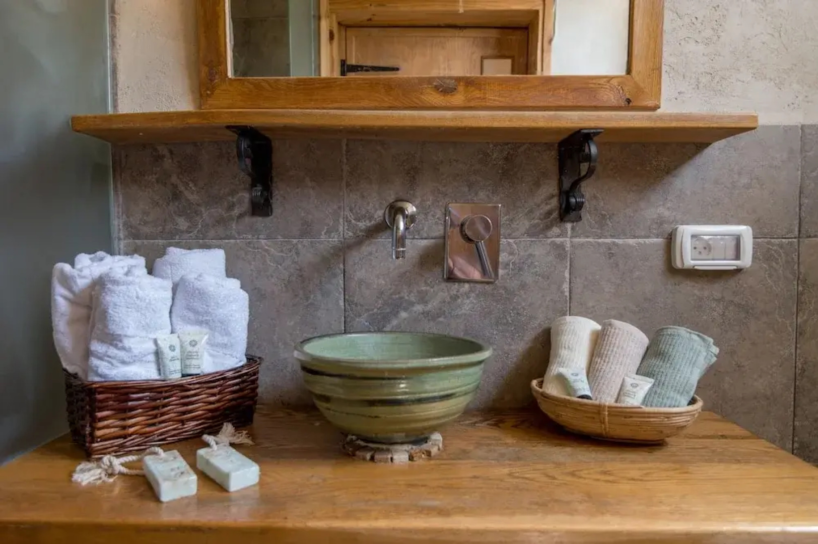 Helios Luxury Suites