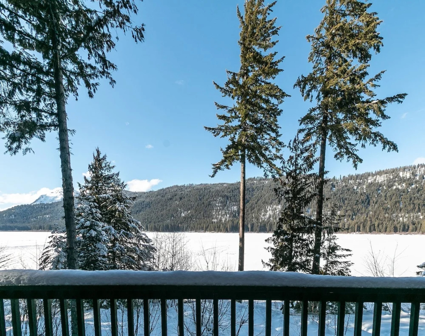 Otter Chalet on Fish Lake Cabin Rental