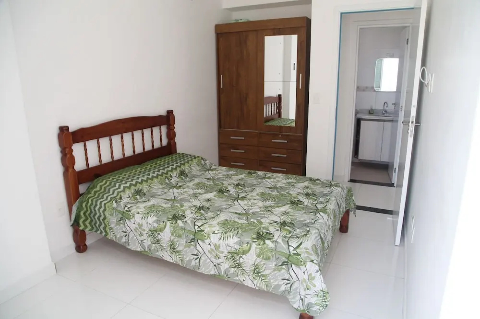 100m da Praia Aviação Imperdível