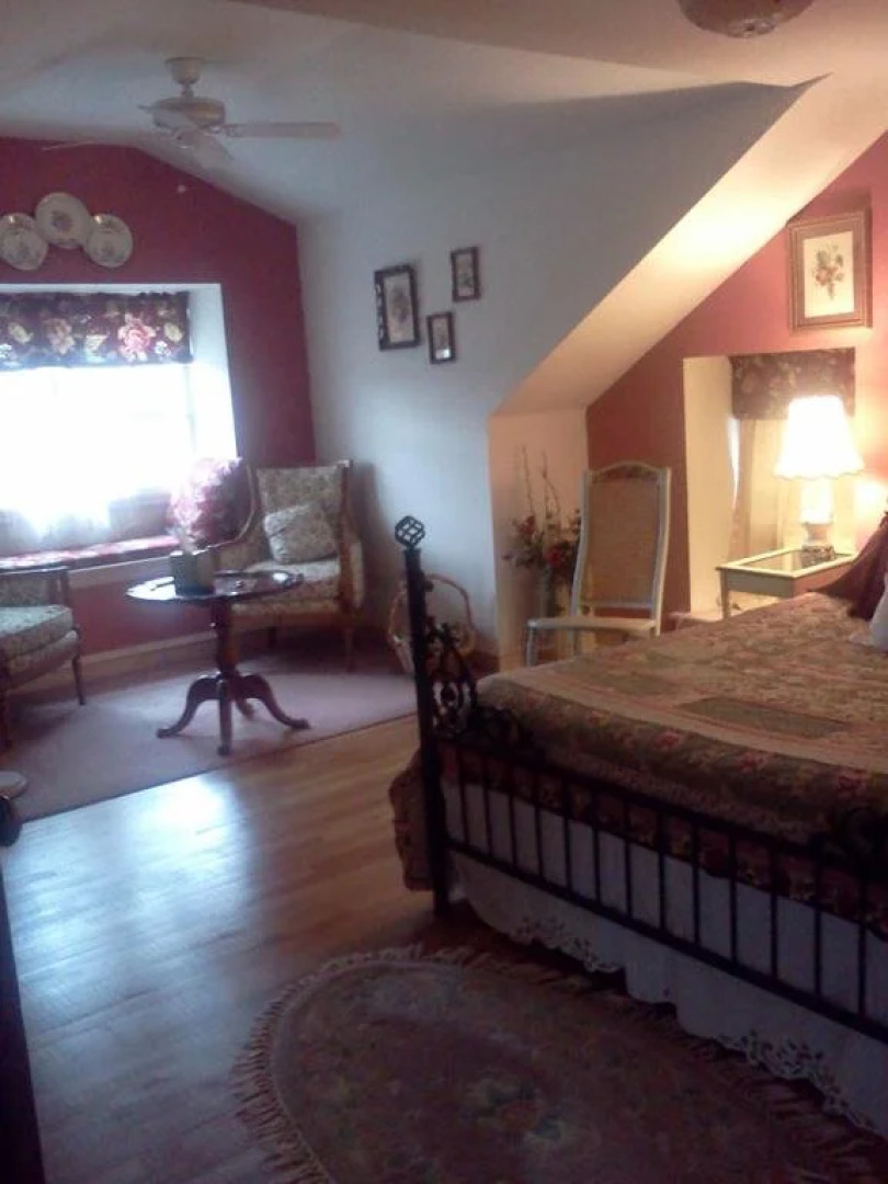 Living Spring Farm Bed and Breakfast