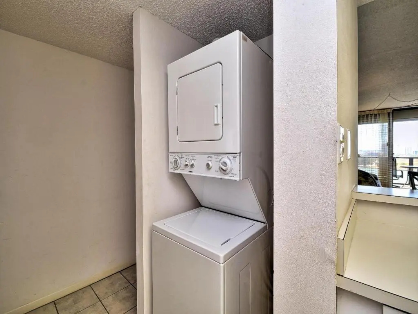 440 West Condo 1604N