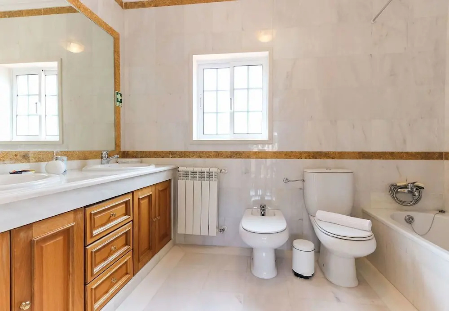 Caparica Beach Villa by Homing