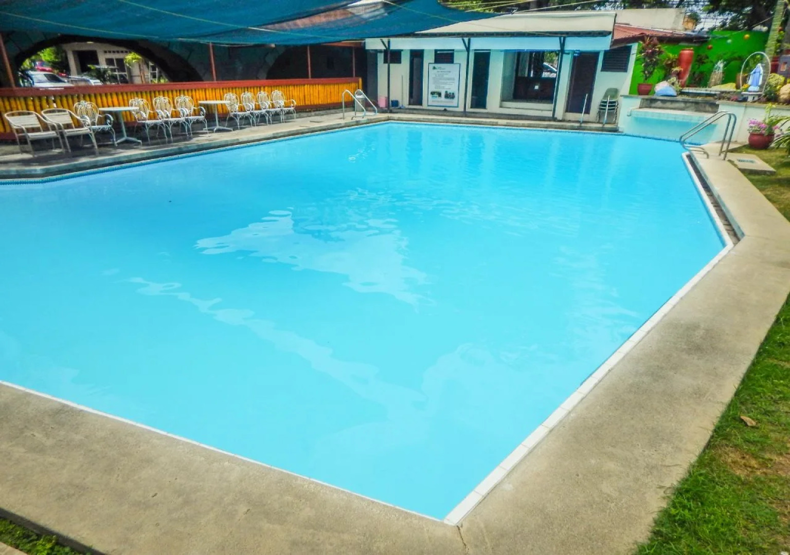 The Alpa Hotel and Restaurant