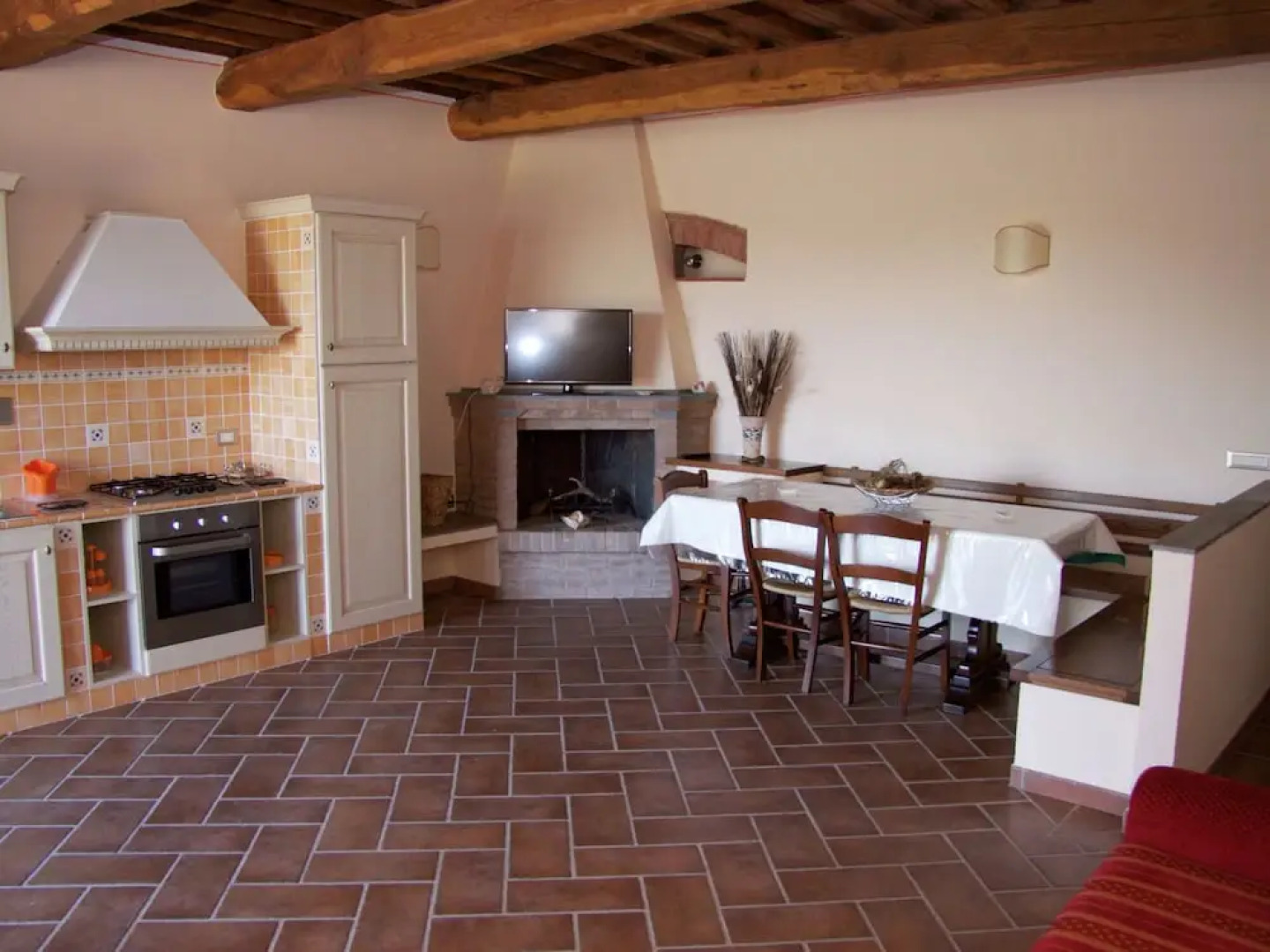 Heritage Holiday Home in Orbetello with Private Terrace