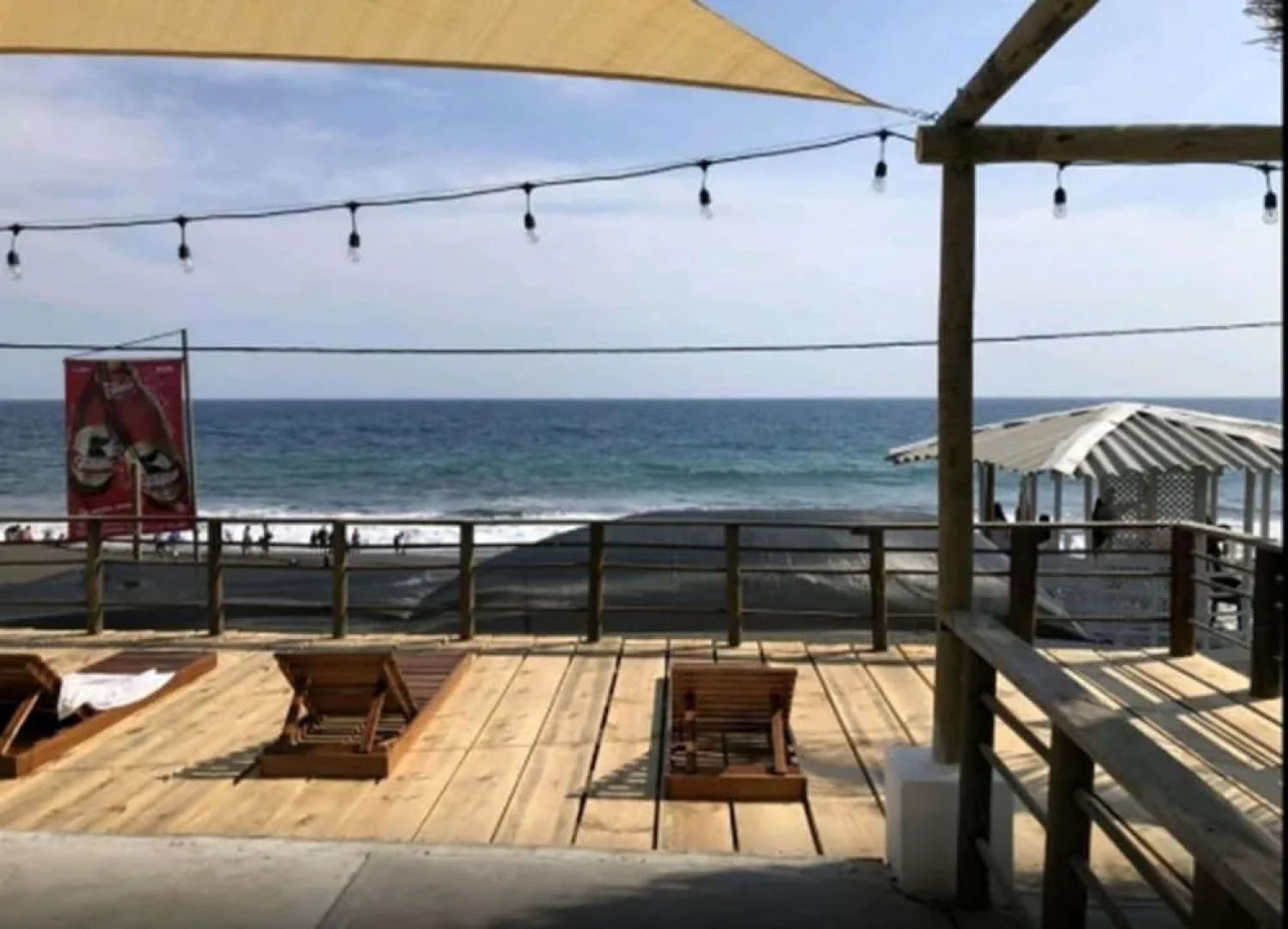 Black Sand Beachhouse