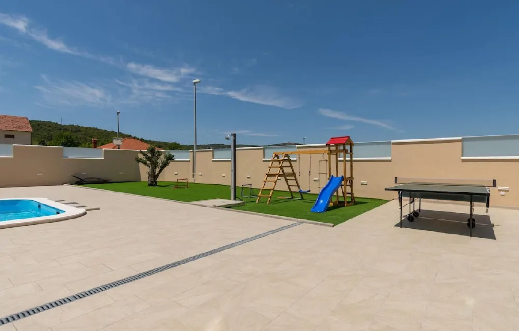 Nice Home in Dubrava kod Sibenika With Outdoor Swimming Pool, Wifi and 5 Bedrooms