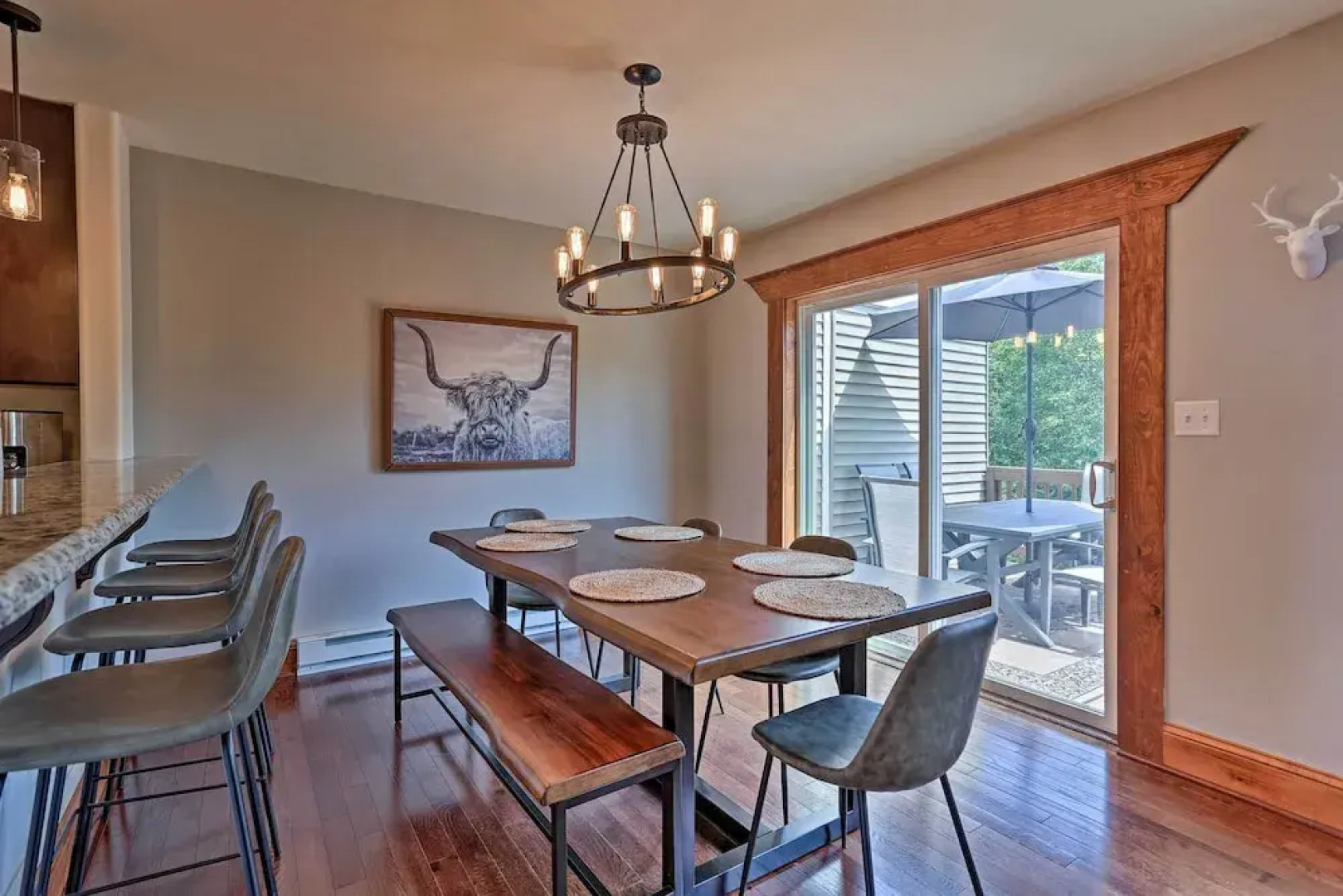 Retreat W/game Room & Deck, 1 Mi to Camelback