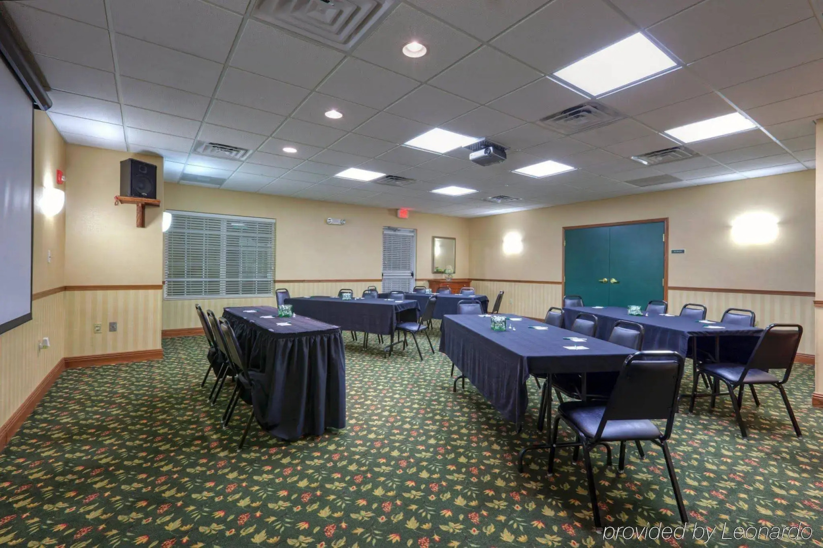Country Inn & Suites by Radisson, Winchester, VA