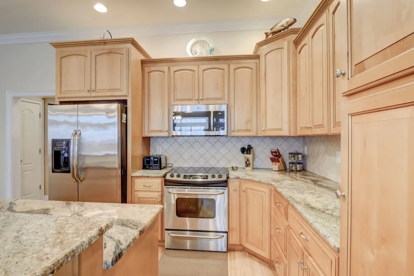 New Listing! Oceanfront Oasis W/ Sparkling Pool 5 Bedroom Townhouse