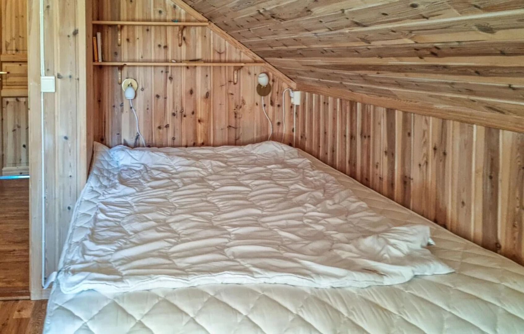 Nice Home in Hornnes With Wifi and 5 Bedrooms