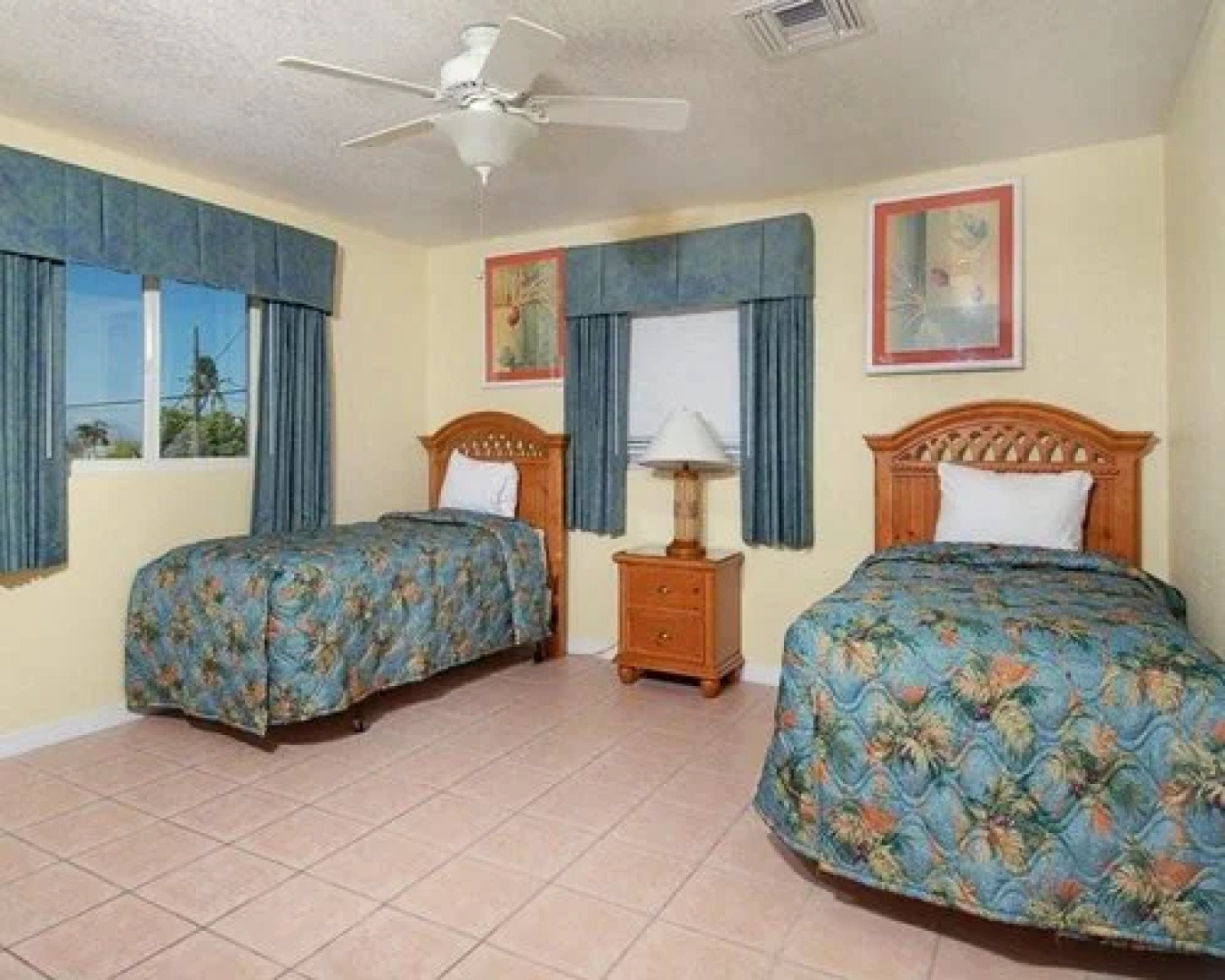 Coral Sands Resort, Grand Cayman, Cayman Islands