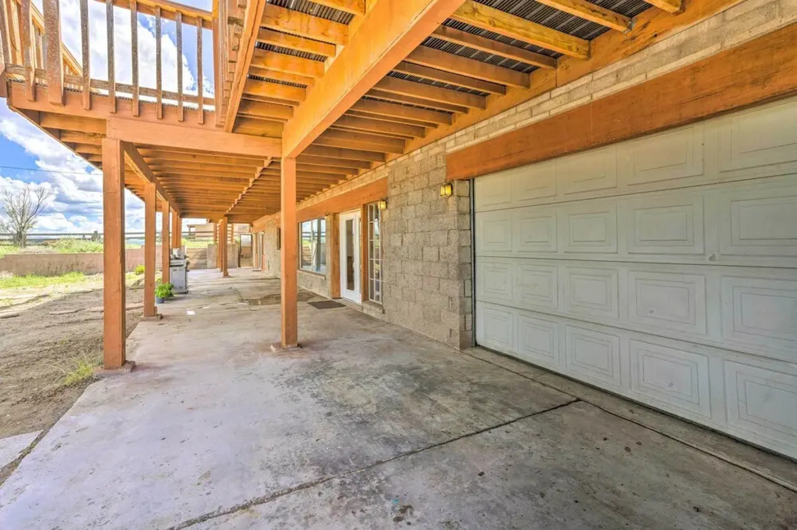 Pet-friendly Chino Valley Cabin w/ Game Room!