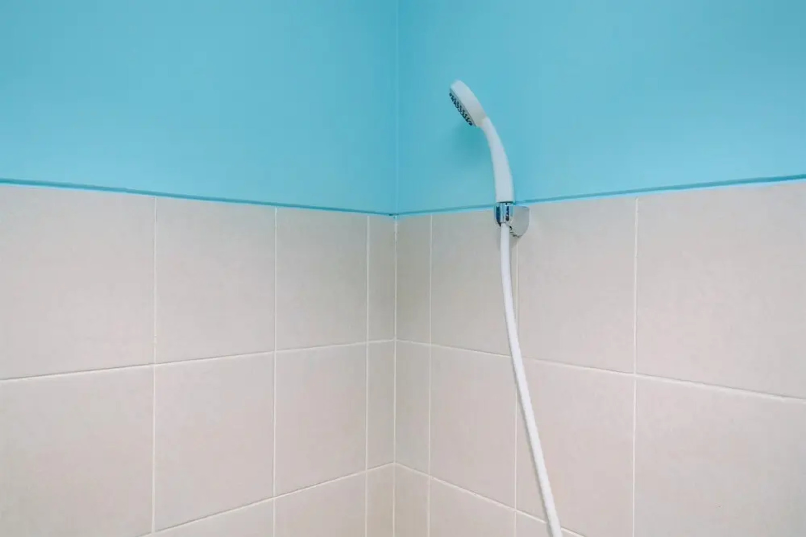 Comfy And Tidy Studio Kaliana Apartment