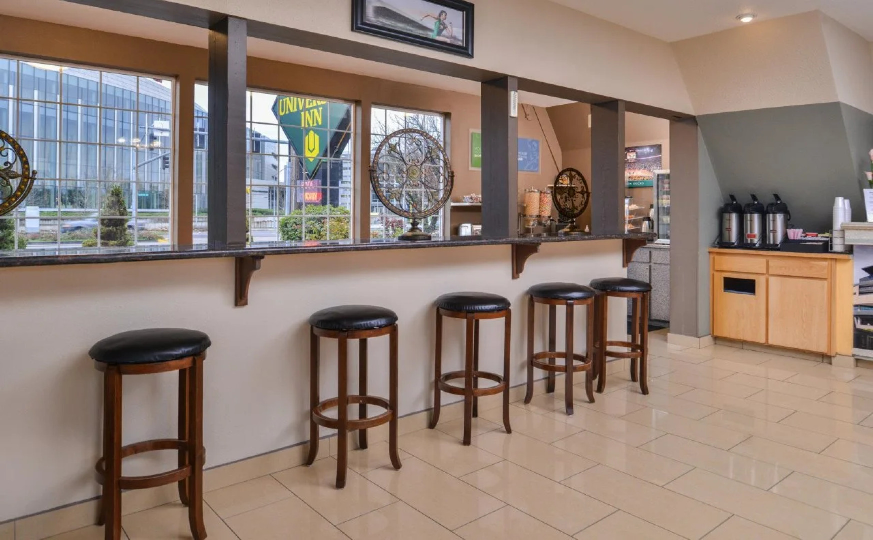 University Inn & Suites