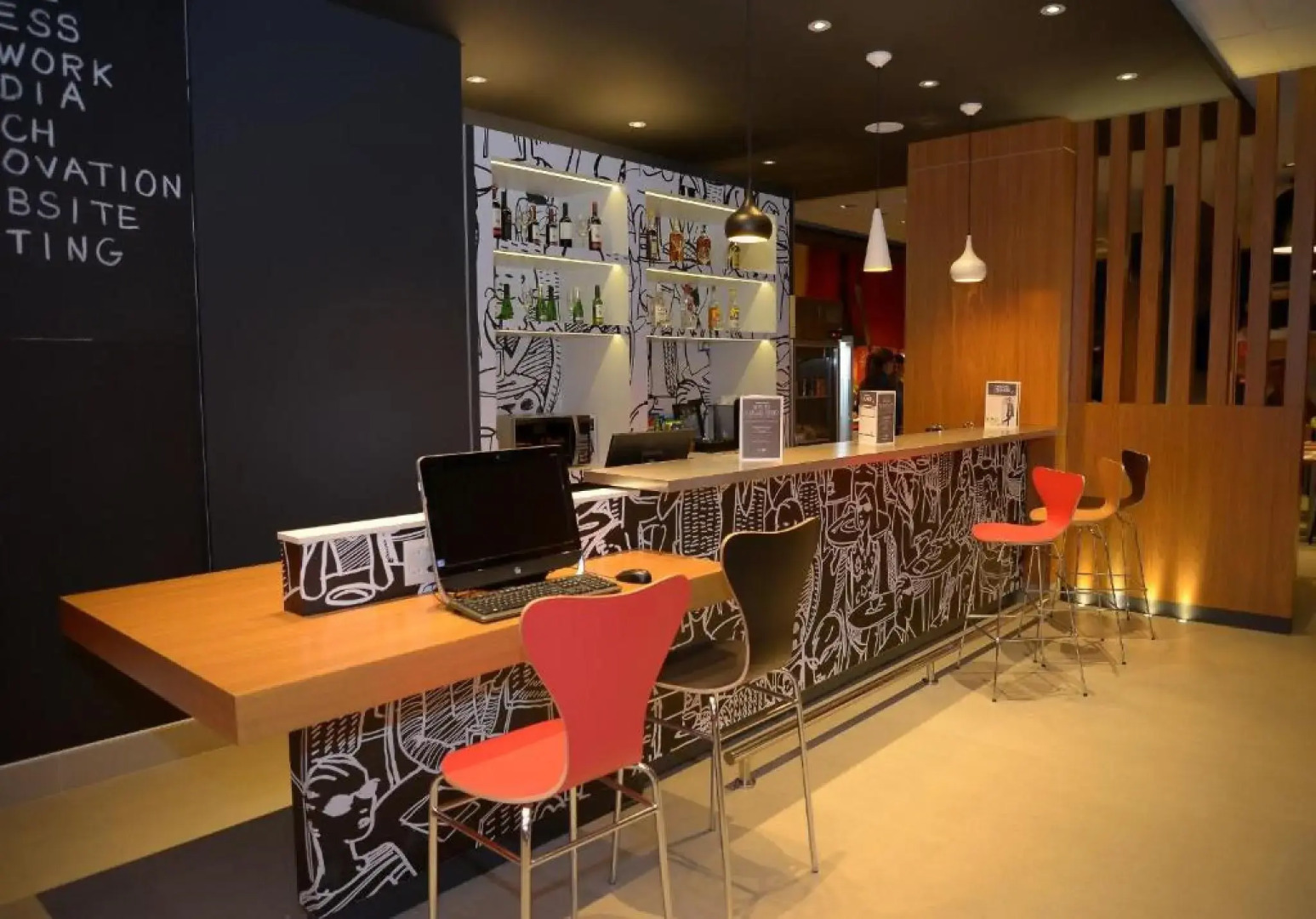 Ibis Guaratinguetá Aparecida