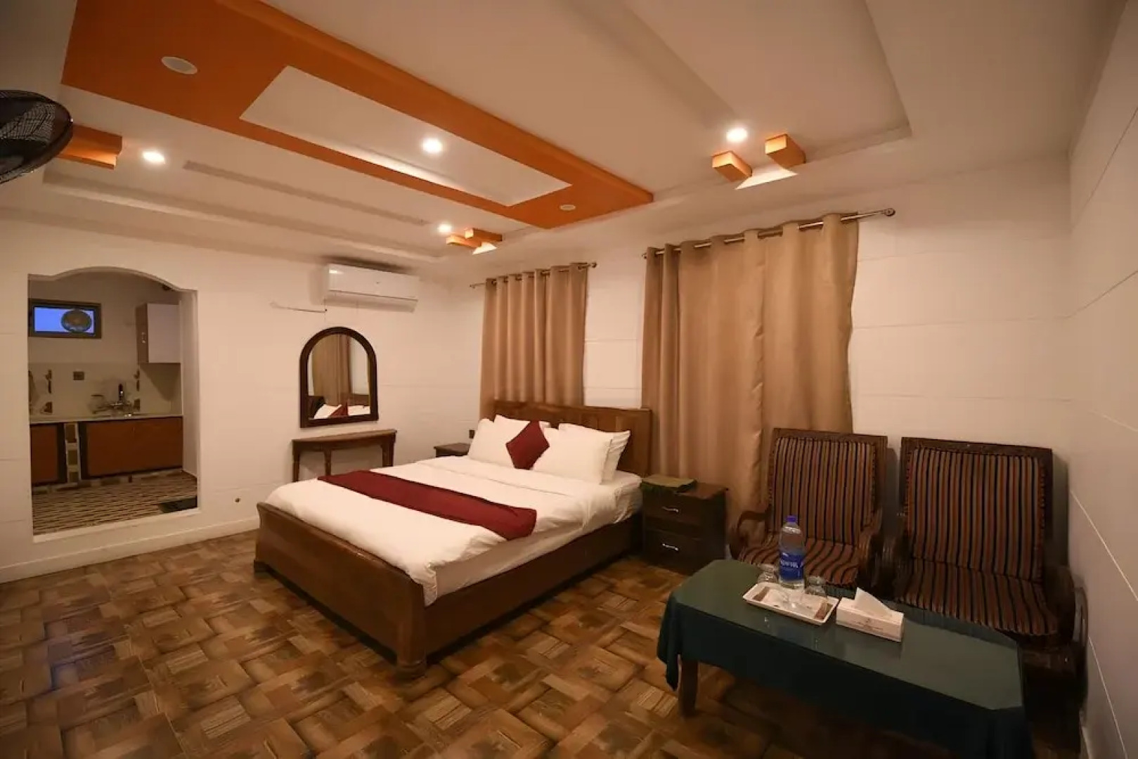 Al Noor Starlet Hotel