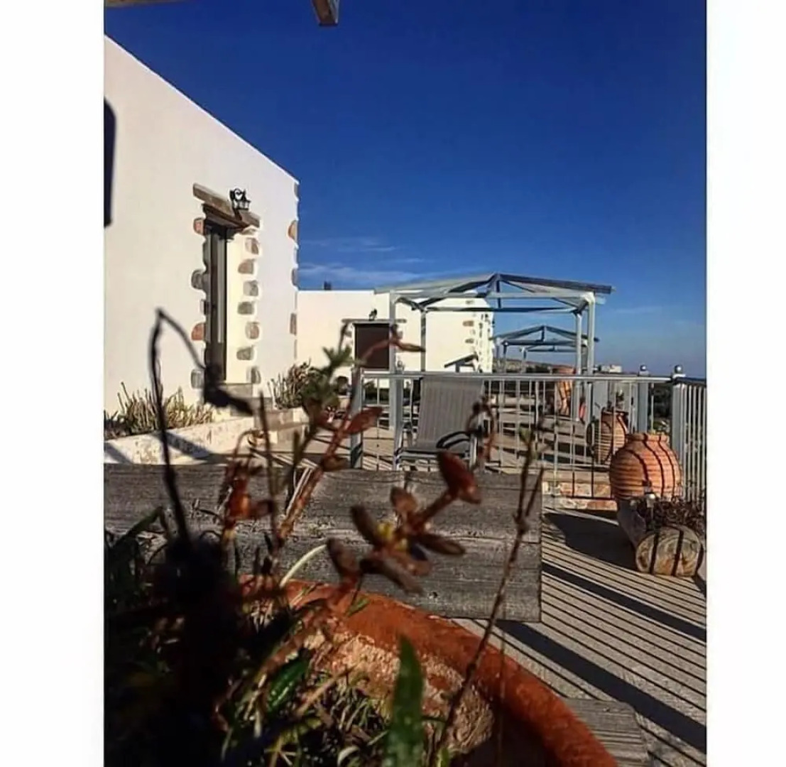 Traditional Apartments Madares