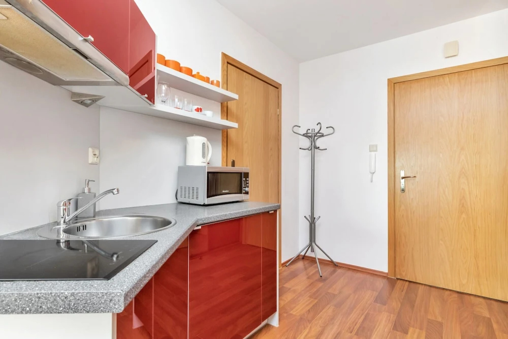 Apartments Roza Wiatrow by Renters