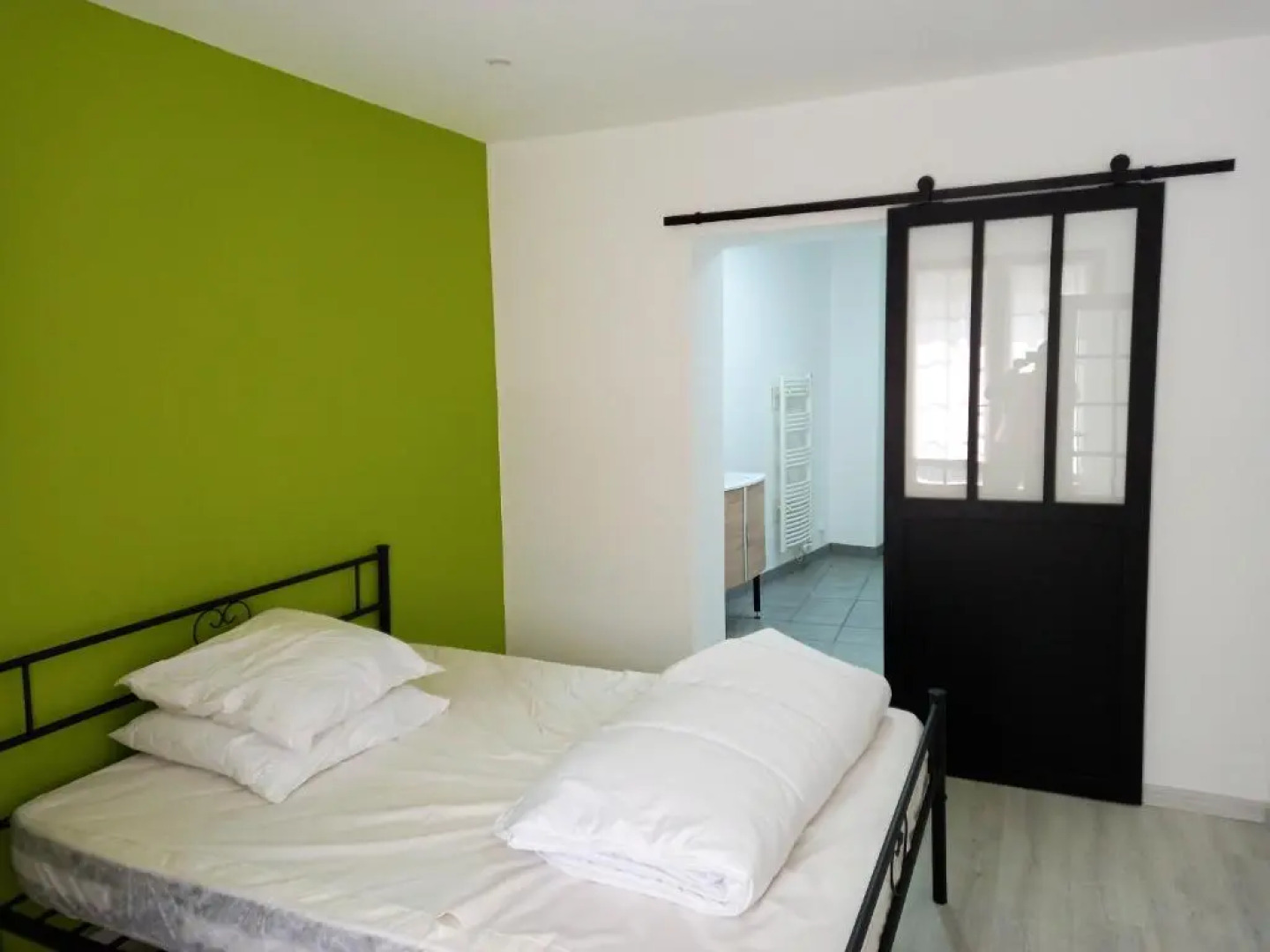 Maison de 3 chambres avec jardin clos et wifi a Quettehou