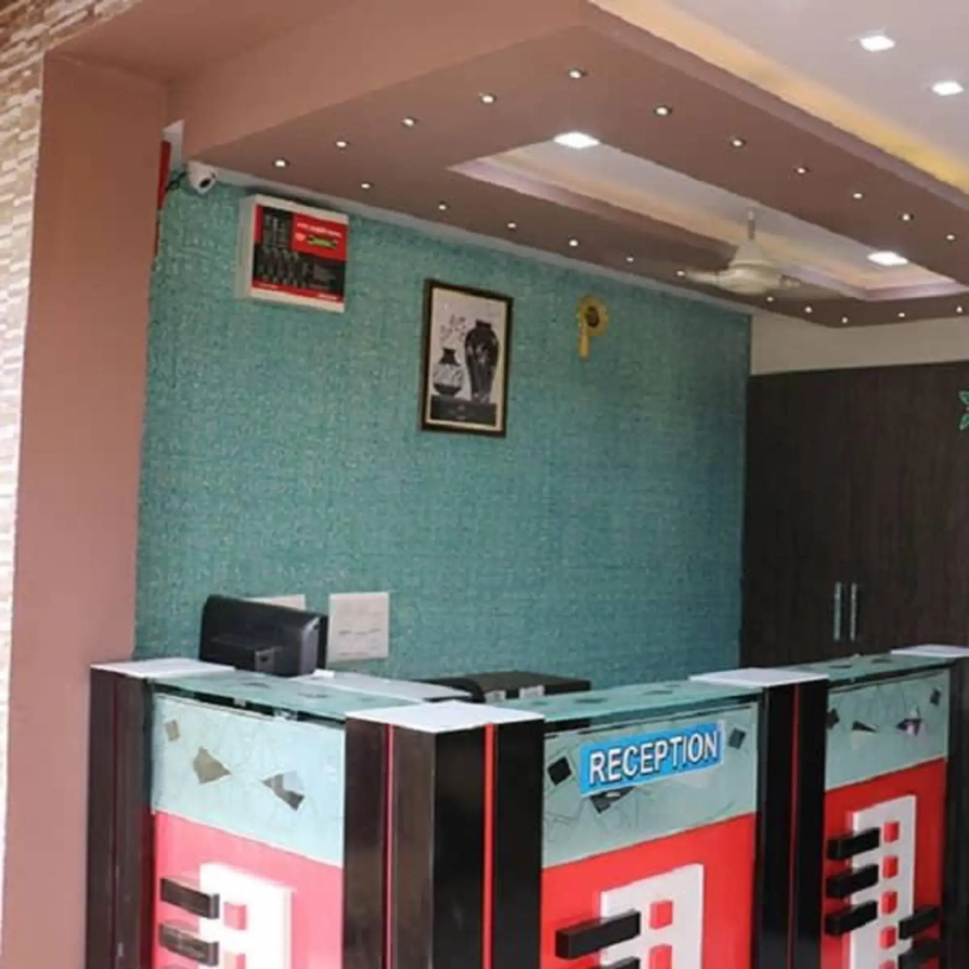 Golden Paying Guest House