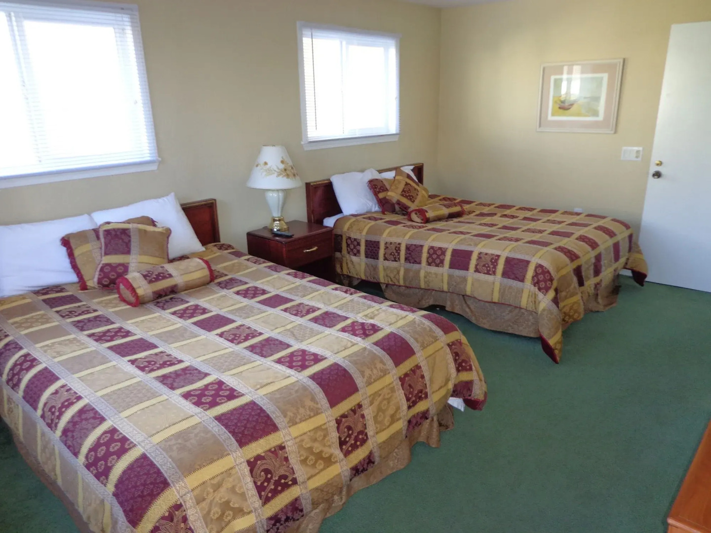 Ocean Shores Inn & Suites