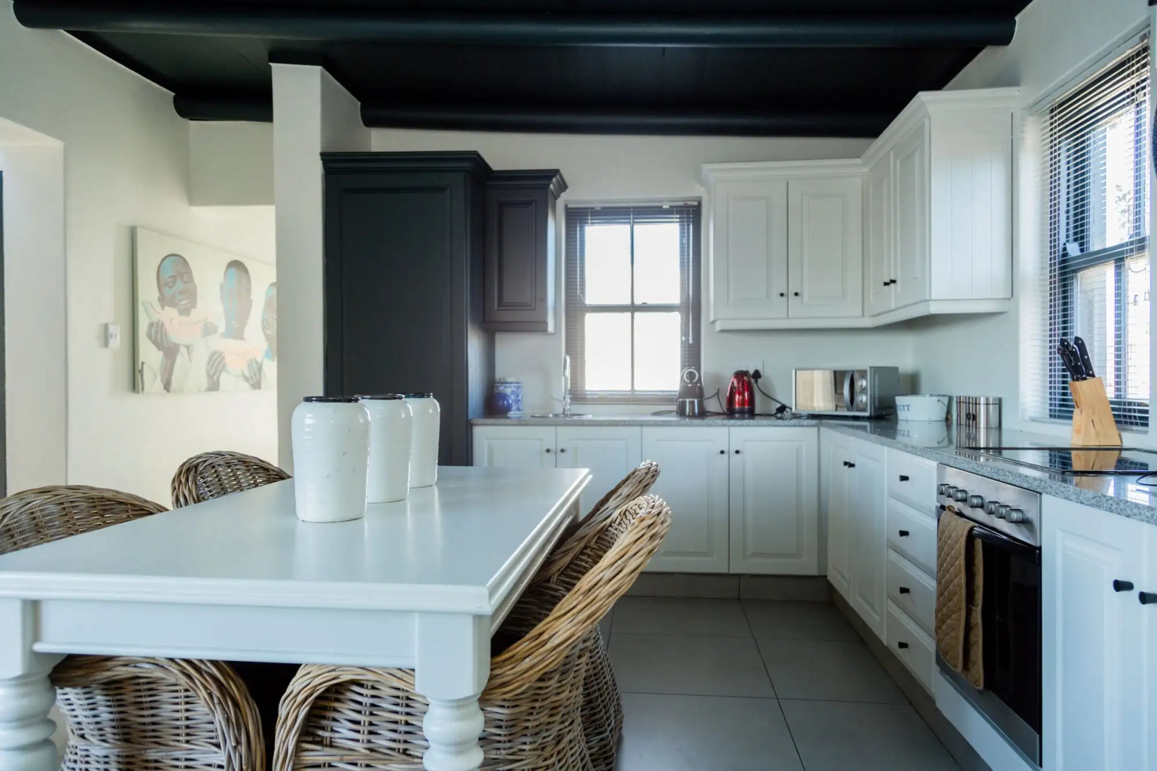 Abalone Hotel & Villas