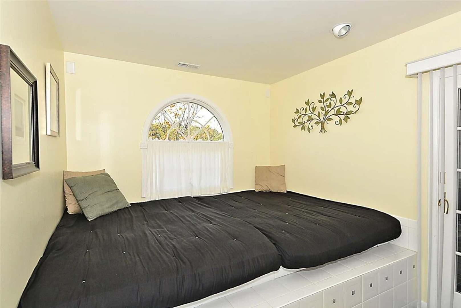 Pida Beach Club 5 Pelican Way by Long & Foster