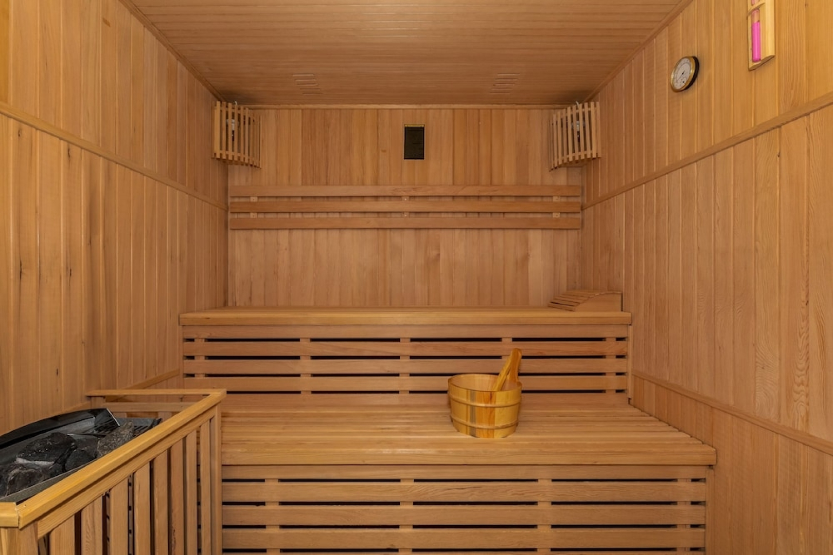 Holiday House Lakowa 23 by Renters