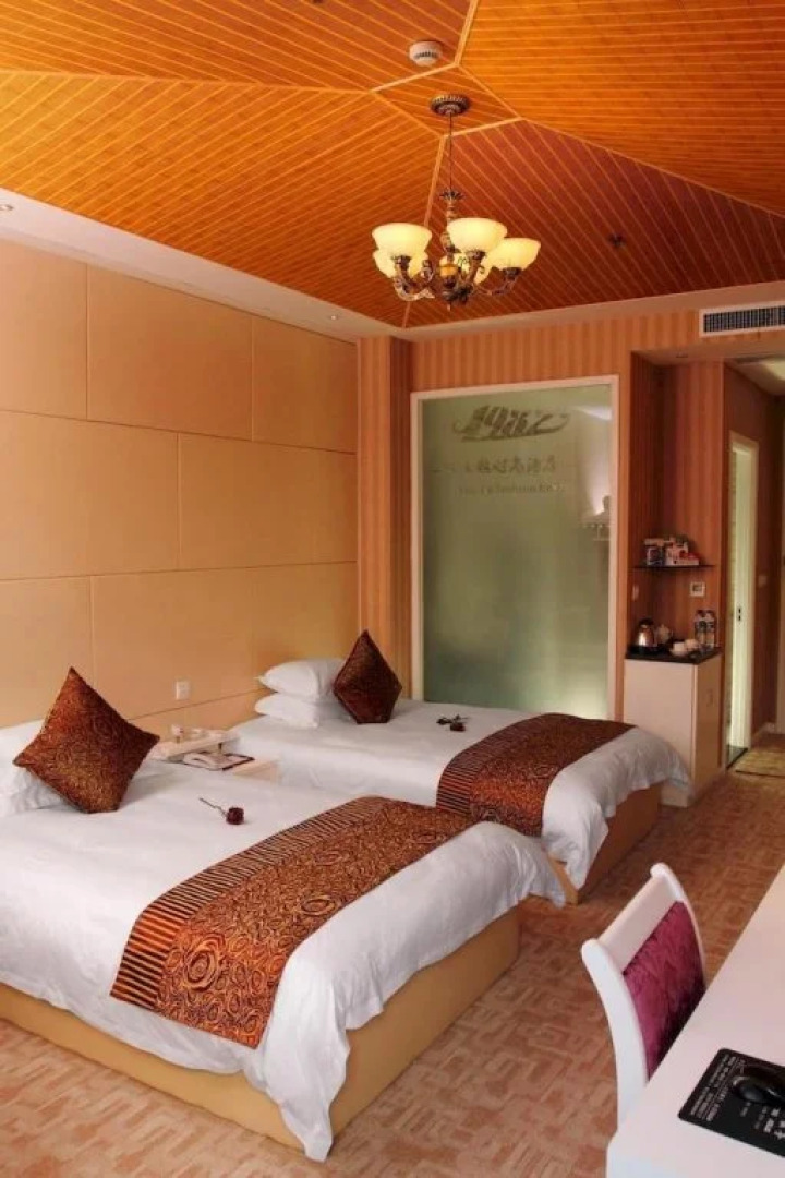 1982 Theme Fashion Hotel - Taizhou