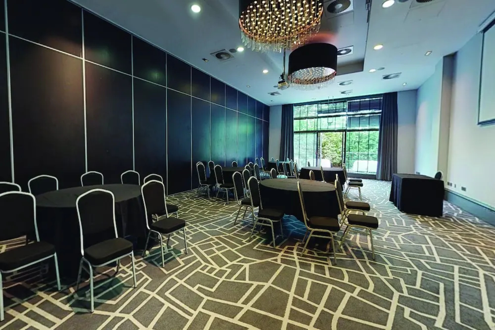 Village Hotel London Watford