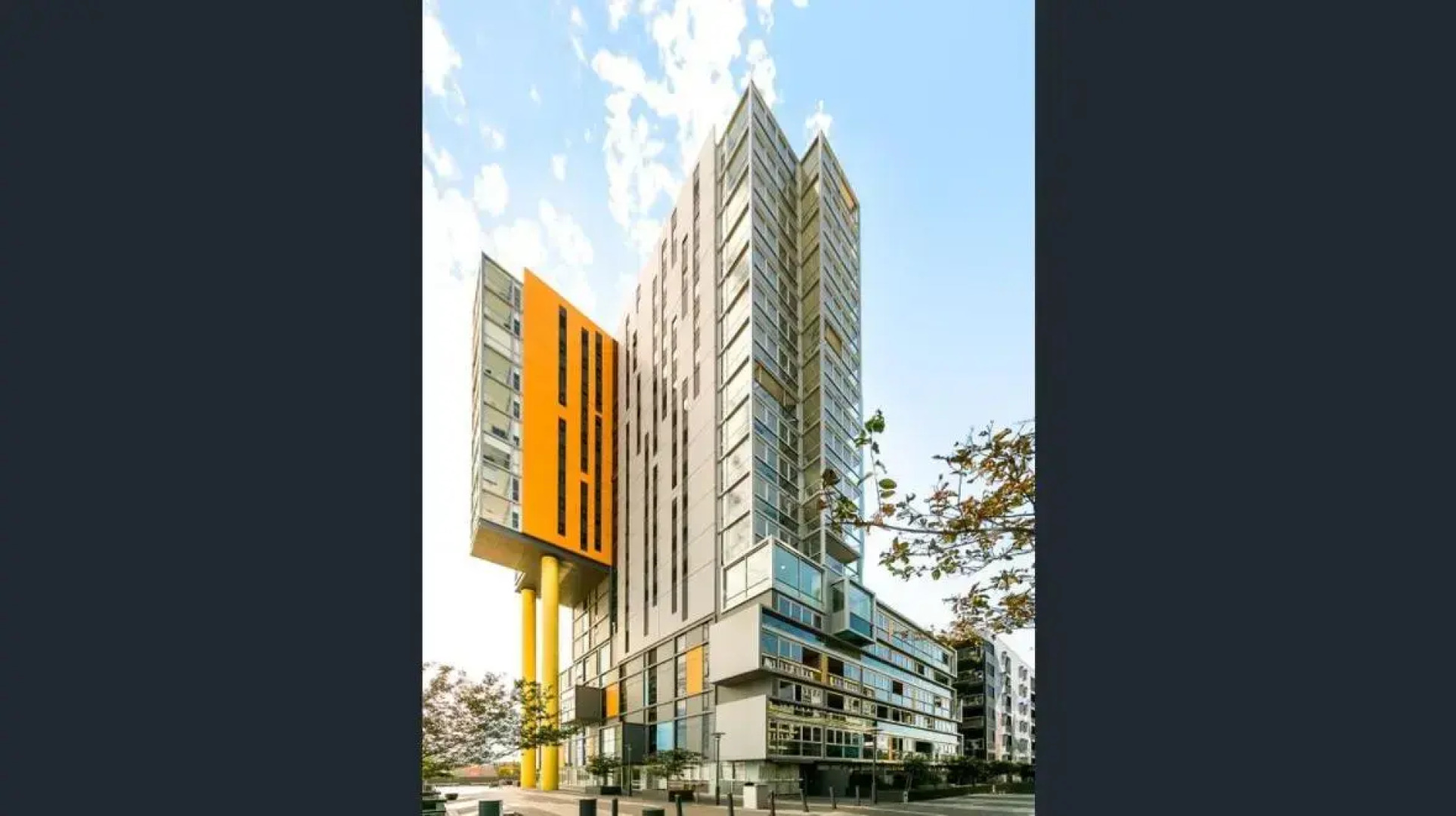 Hi 5 Stars Luxury Adelaide City Apartment