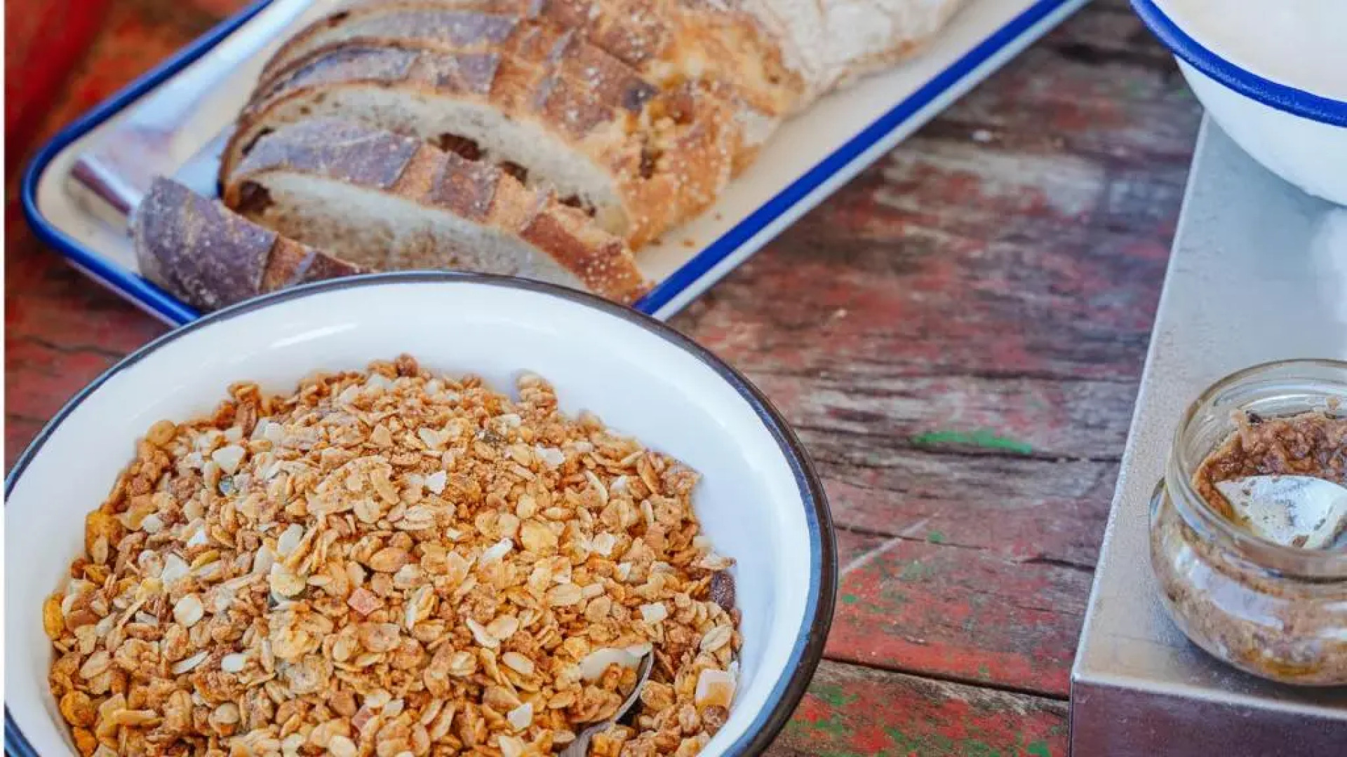 Mantur Jerusalem Mountains by Selina