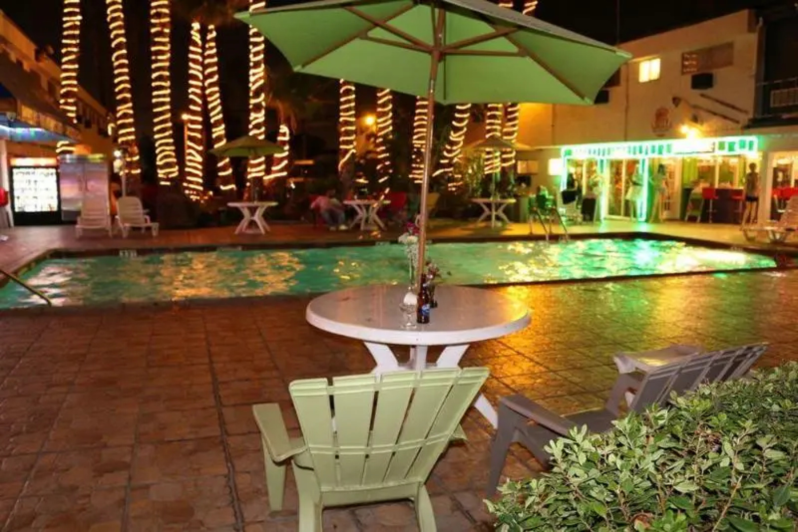 Tradewinds All Suite Hotel