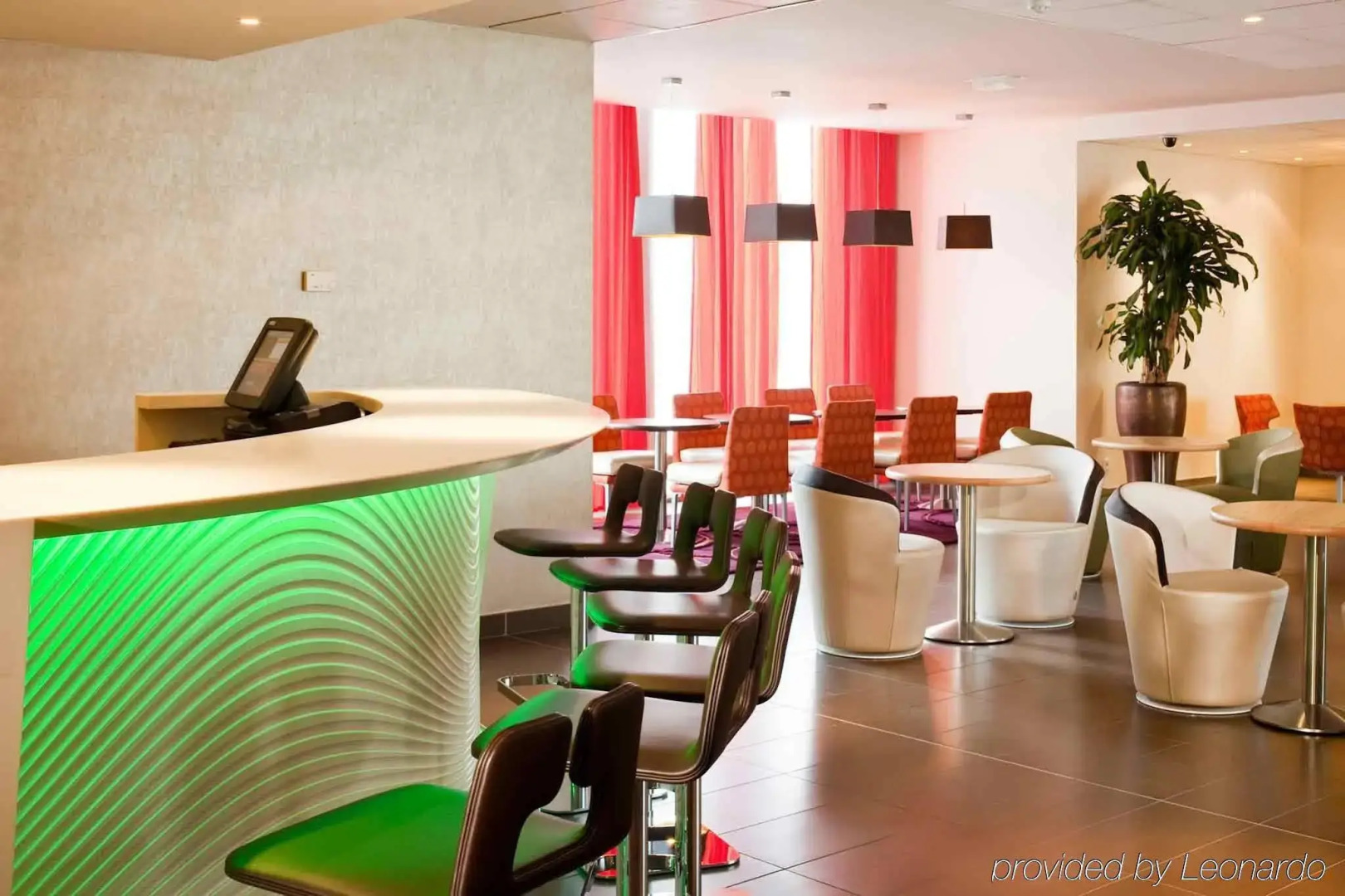 Novotel Suites Reims Centre