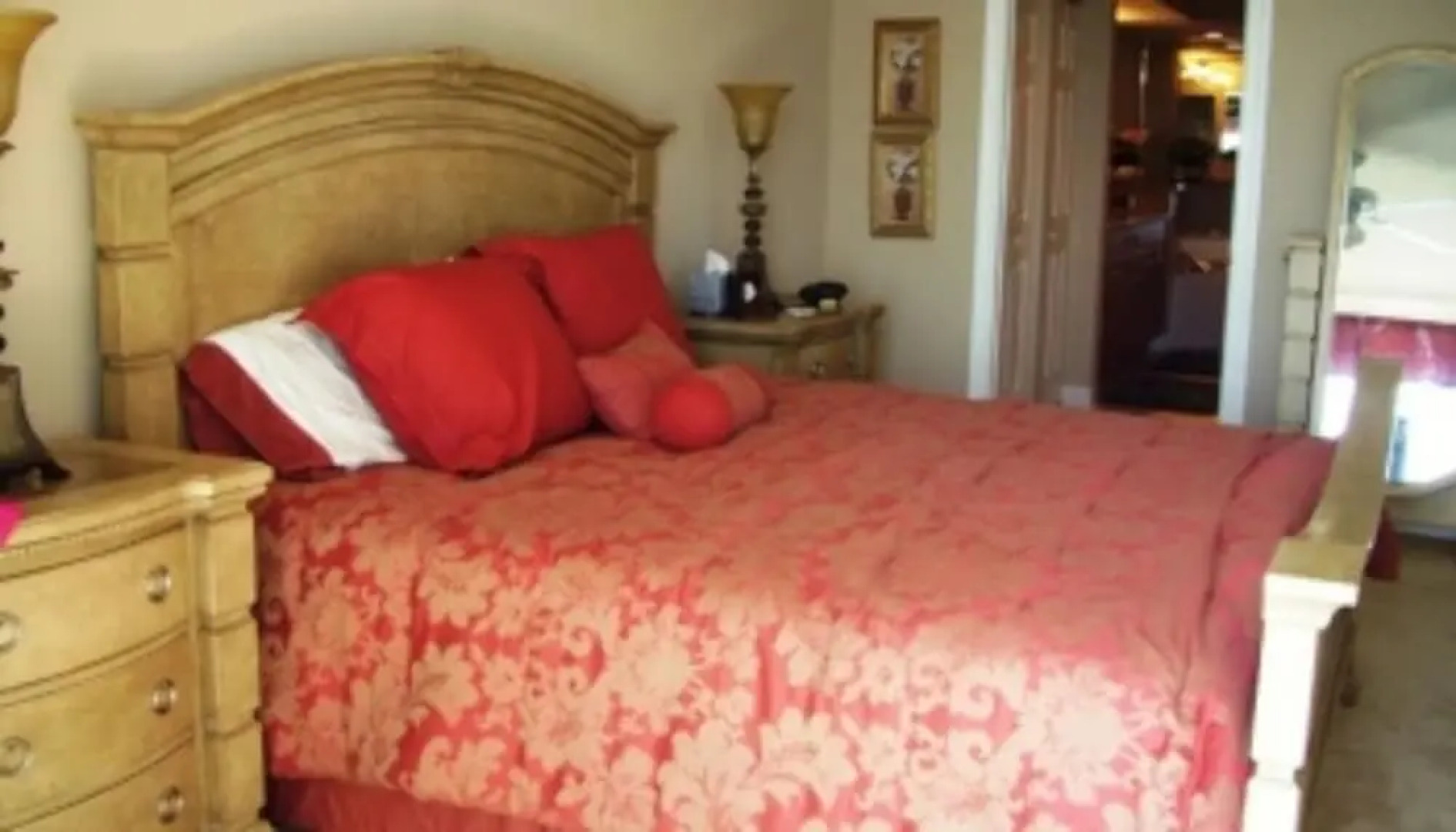 Di Mucci Twin Towers 1607- great ocean views. 2BR 2BA