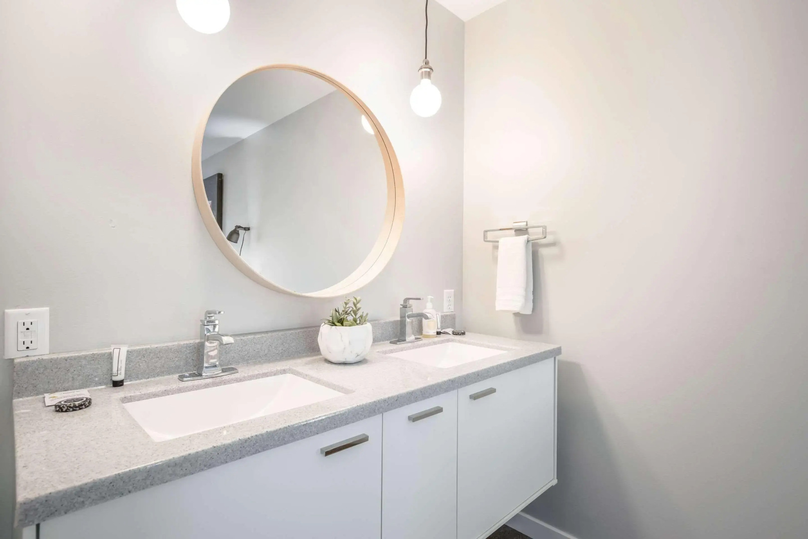 The Shore Club Wisconsin, an Ascend Collection Hotel