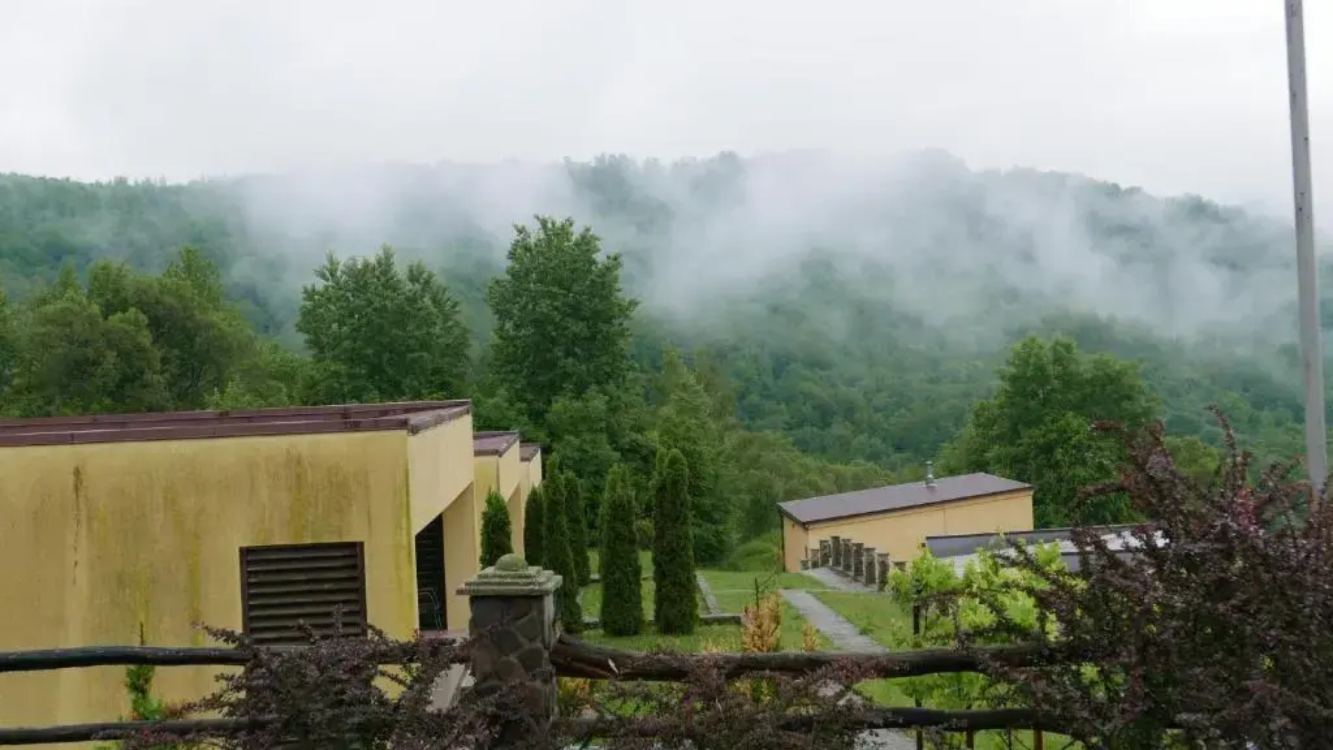 West Wood ApartHotel