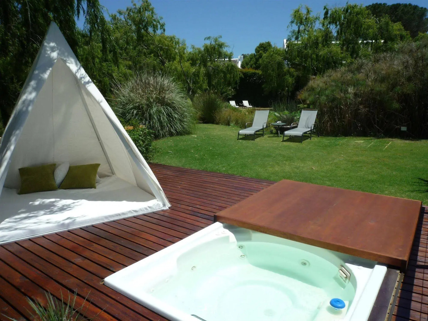 Rothman Manor Guest House