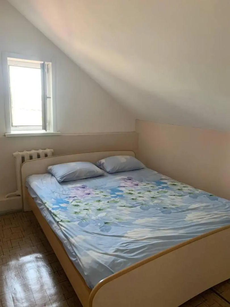 Дом с бассейном и баней